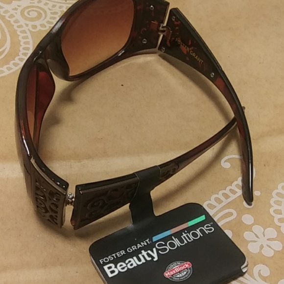 Sunglasses - Picture 4 of 8